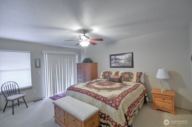 4216 Richmond Lane SE, Lacey, WA 98503