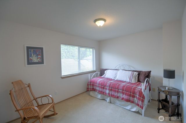 4216 Richmond Lane SE, Lacey, WA 98503