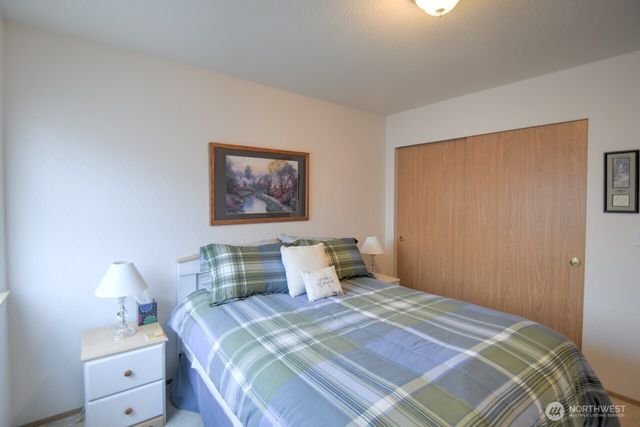 4216 Richmond Lane SE, Lacey, WA 98503