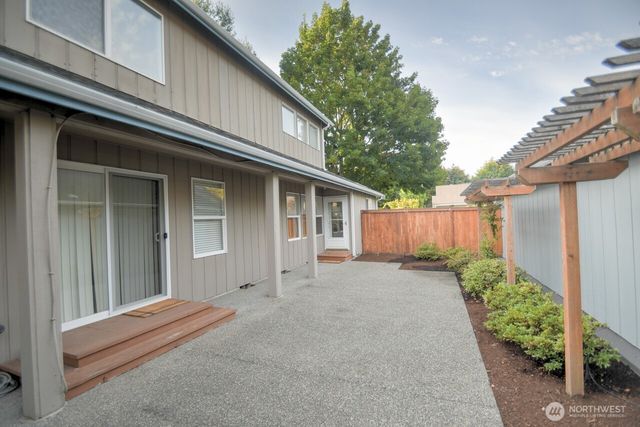 4216 Richmond Lane SE, Lacey, WA 98503