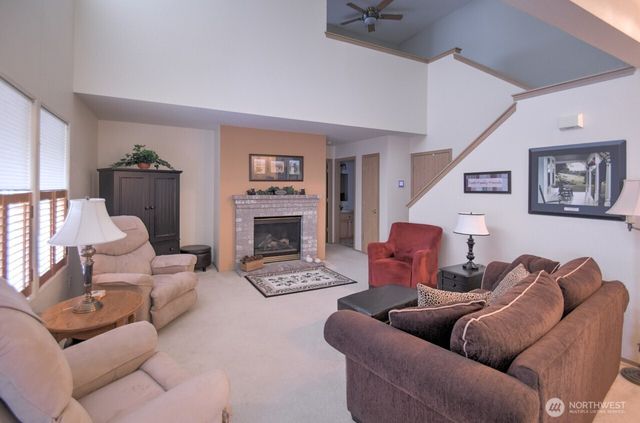 4216 Richmond Lane SE, Lacey, WA 98503