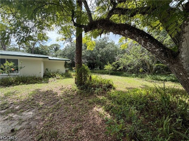 18251 Persimmon Ridge RD, Alva, FL 33920