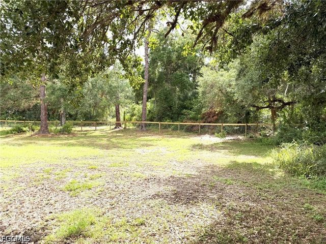 18251 Persimmon Ridge RD, Alva, FL 33920