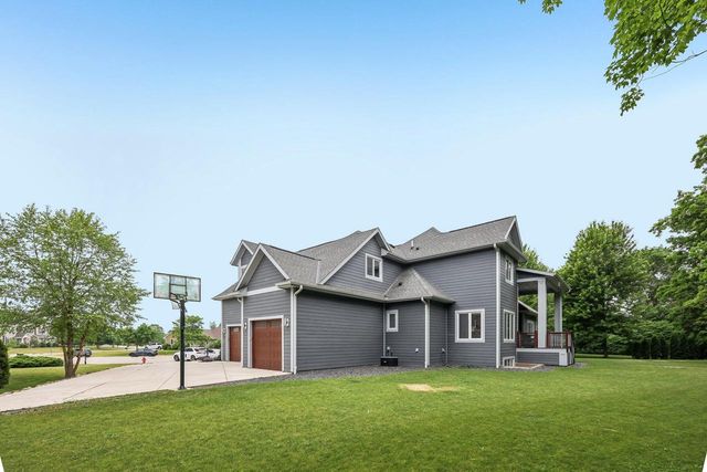 W166S7110 Still Meadow COURT, Muskego, WI 53150