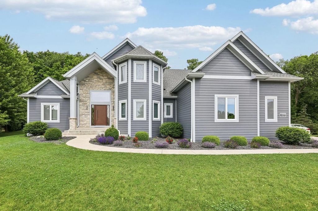 W166S7110 Still Meadow COURT, Muskego, WI 53150