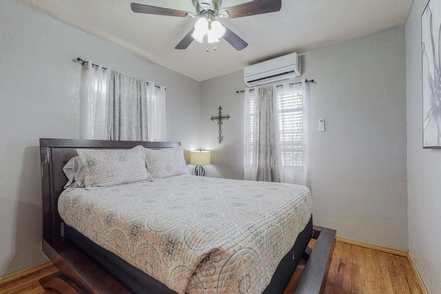 2635 Monroe Street NE, Albuquerque, NM 87110