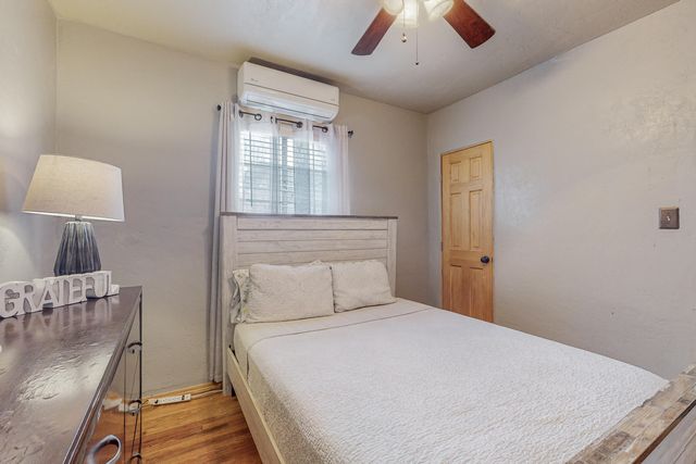 2635 Monroe Street NE, Albuquerque, NM 87110