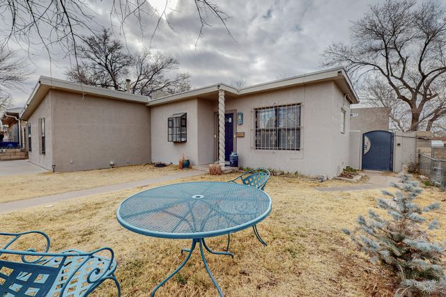 2635 Monroe Street NE, Albuquerque, NM 87110