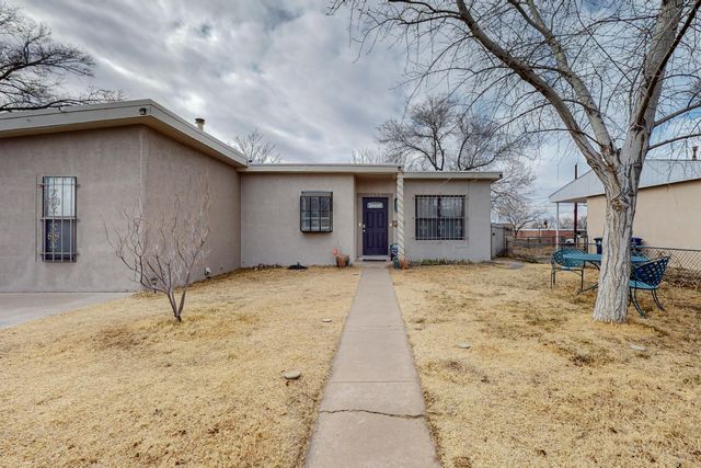 2635 Monroe Street NE, Albuquerque, NM 87110