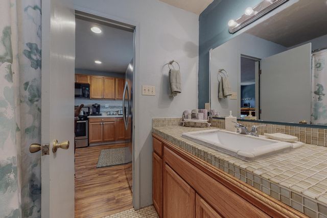 2635 Monroe Street NE, Albuquerque, NM 87110