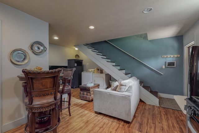 2635 Monroe Street NE, Albuquerque, NM 87110