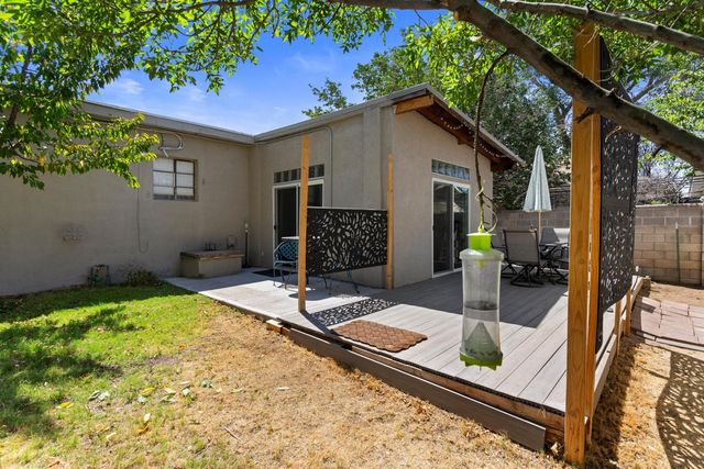 2635 Monroe Street NE, Albuquerque, NM 87110