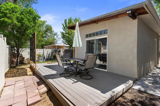 2635 Monroe Street NE, Albuquerque, NM 87110