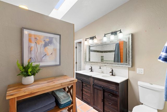 2635 Monroe Street NE, Albuquerque, NM 87110