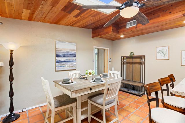 2635 Monroe Street NE, Albuquerque, NM 87110