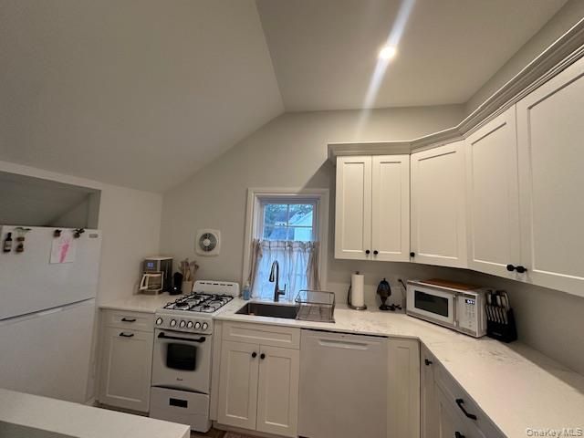 68 Nassau Road 2nd Floor, Huntington, NY 11743