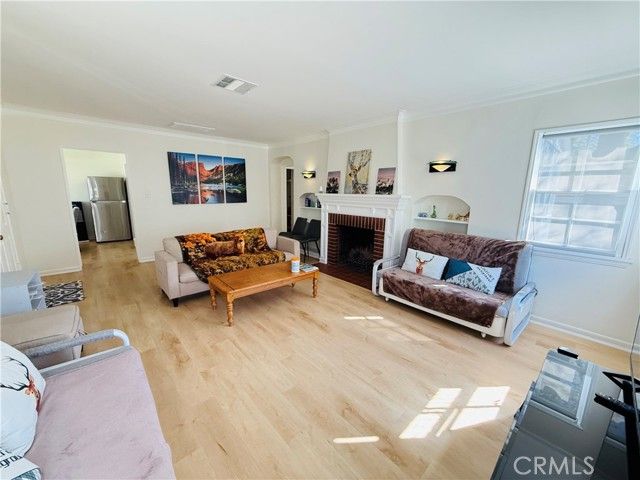 590 N DAISY AVE, Pasadena, CA 91107