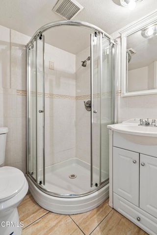 907 W Mission Road B, Alhambra, CA 91801