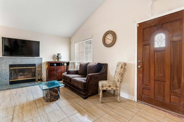 907 W Mission Road B, Alhambra, CA 91801