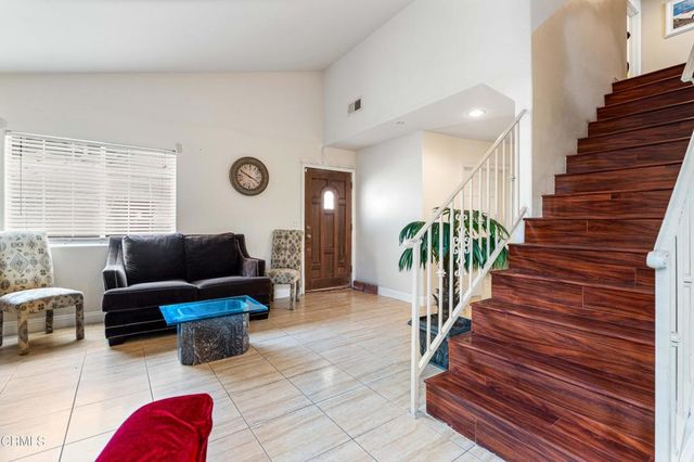 907 W Mission Road B, Alhambra, CA 91801