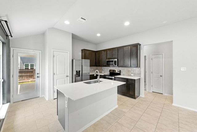 308 Black Opal DR, Jarrell, TX 76537