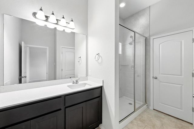 308 Black Opal DR, Jarrell, TX 76537