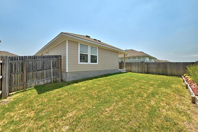 308 Black Opal DR, Jarrell, TX 76537