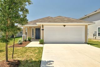 308 Black Opal DR, Jarrell, TX 76537