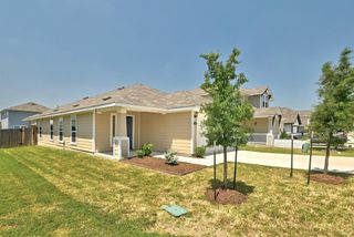 308 Black Opal DR, Jarrell, TX 76537
