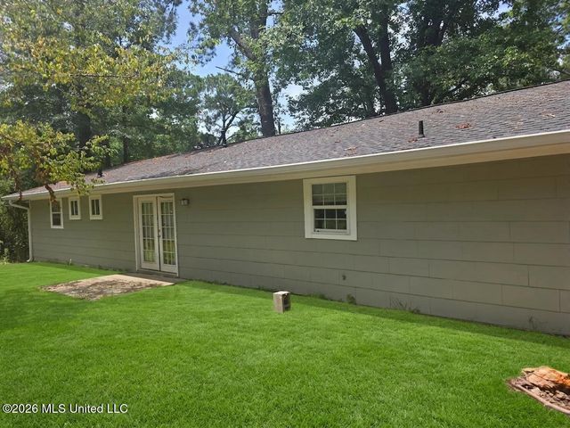 3164 Fleetwood Drive, Jackson, MS 39212