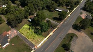 2101 N Cleveland Street, Dayton, TX 77535