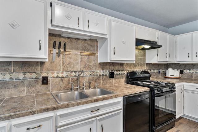 2203 Windy Hill RD, Kyle, TX 78640