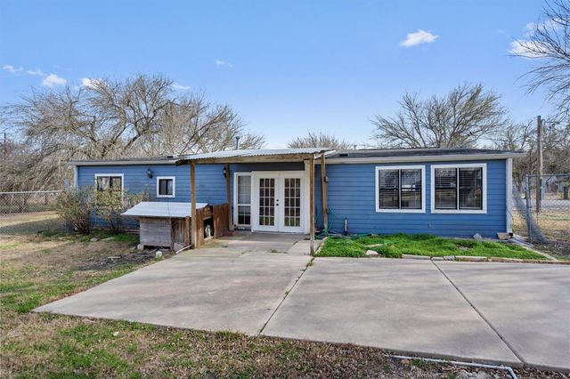 2203 Windy Hill RD, Kyle, TX 78640