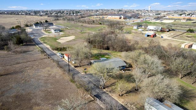 2203 Windy Hill RD, Kyle, TX 78640