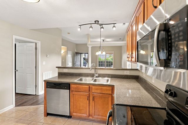 1182 Long Hollow Pike Apt F4, Gallatin, TN 37066