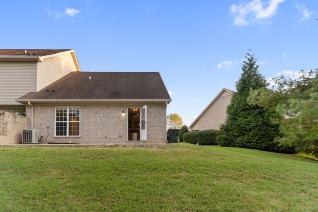 1182 Long Hollow Pike Apt F4, Gallatin, TN 37066