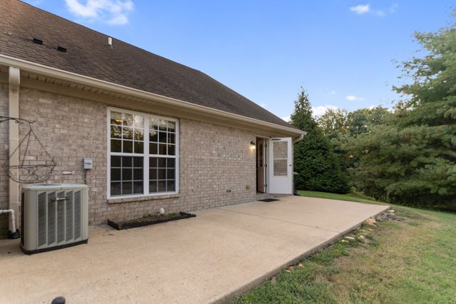 1182 Long Hollow Pike Apt F4, Gallatin, TN 37066