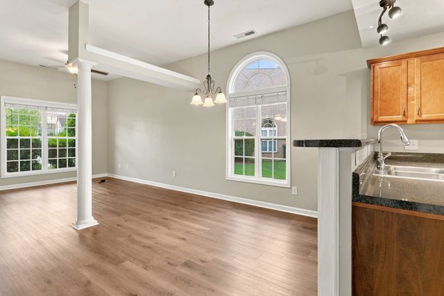 1182 Long Hollow Pike Apt F4, Gallatin, TN 37066