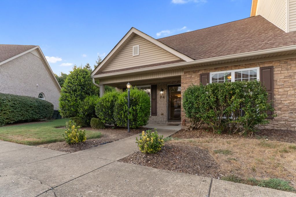 1182 Long Hollow Pike Apt F4, Gallatin, TN 37066