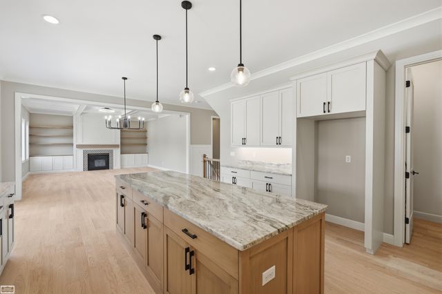 54679 White Pine Lane, Shelby Twp, MI 48315