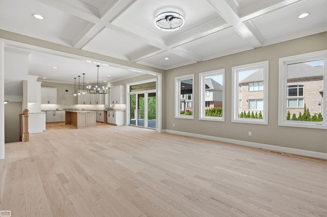 54679 White Pine Lane, Shelby Twp, MI 48315