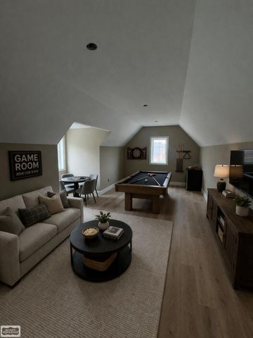 54679 White Pine Lane, Shelby Twp, MI 48315