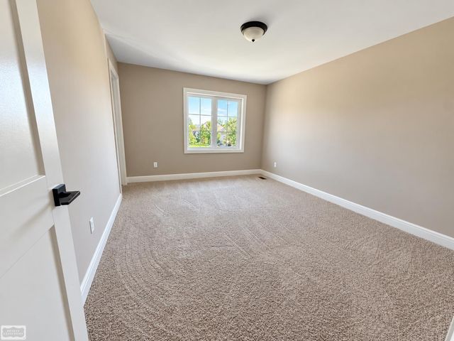 54679 White Pine Lane, Shelby Twp, MI 48315