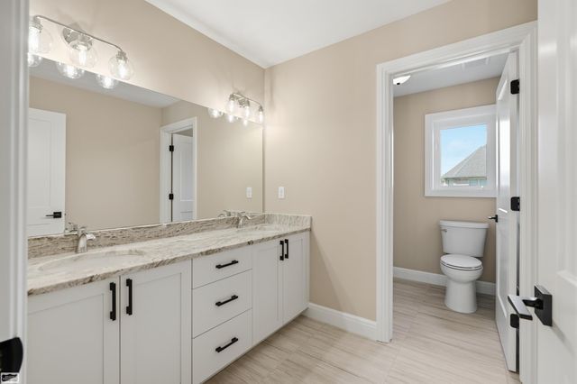 54679 White Pine Lane, Shelby Twp, MI 48315