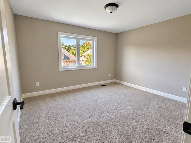 54679 White Pine Lane, Shelby Twp, MI 48315