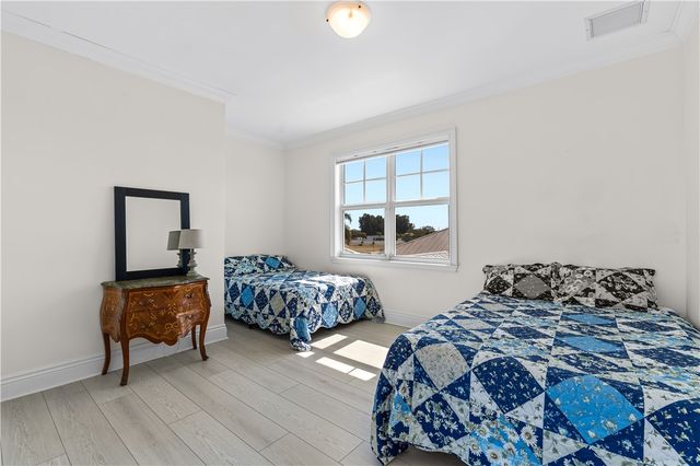 7634 S Polo Grounds Lane, Vero Beach, FL 32966