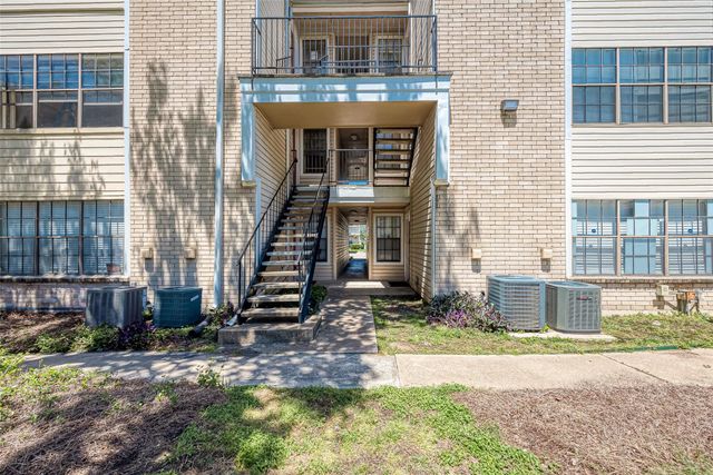 2750 Holly Hall Street 1707, Houston, TX 77054
