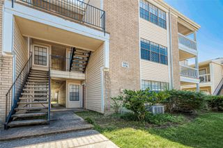 2750 Holly Hall Street 1707, Houston, TX 77054