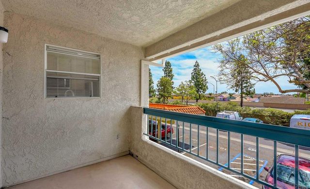 10740 Aderman Ave Unit 70, San Diego, CA 92126
