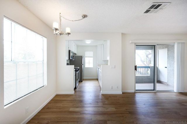 10740 Aderman Ave Unit 70, San Diego, CA 92126